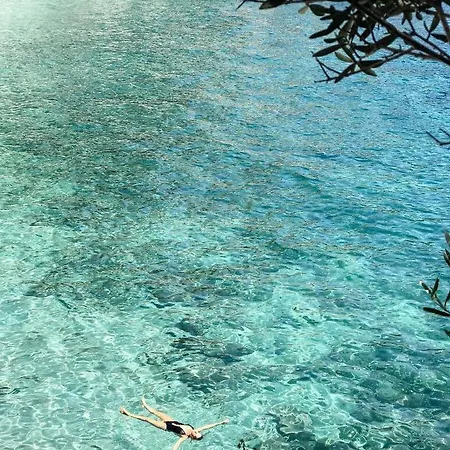 D Exception Avec Terrasse, Jacuzzi, Vue Mer, Parking, En Plein Coeur Du Village De Eze