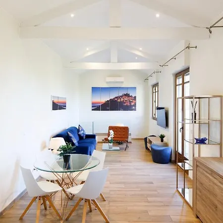 D Exception Avec Terrasse, Jacuzzi, Vue Mer, Parking, En Plein Coeur Du Village De * Eze