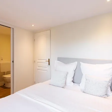 Apartment D Exception Avec Terrasse, Jacuzzi, Vue Mer, Parking, En Plein Coeur Du Village De