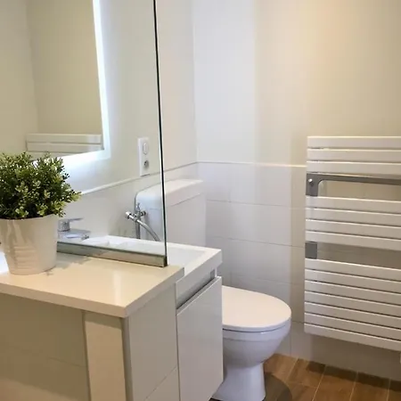 Apartment D Exception Avec Terrasse, Jacuzzi, Vue Mer, Parking, En Plein Coeur Du Village De *